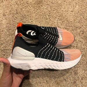 Nike Phantom Run 2 M6.5 W8